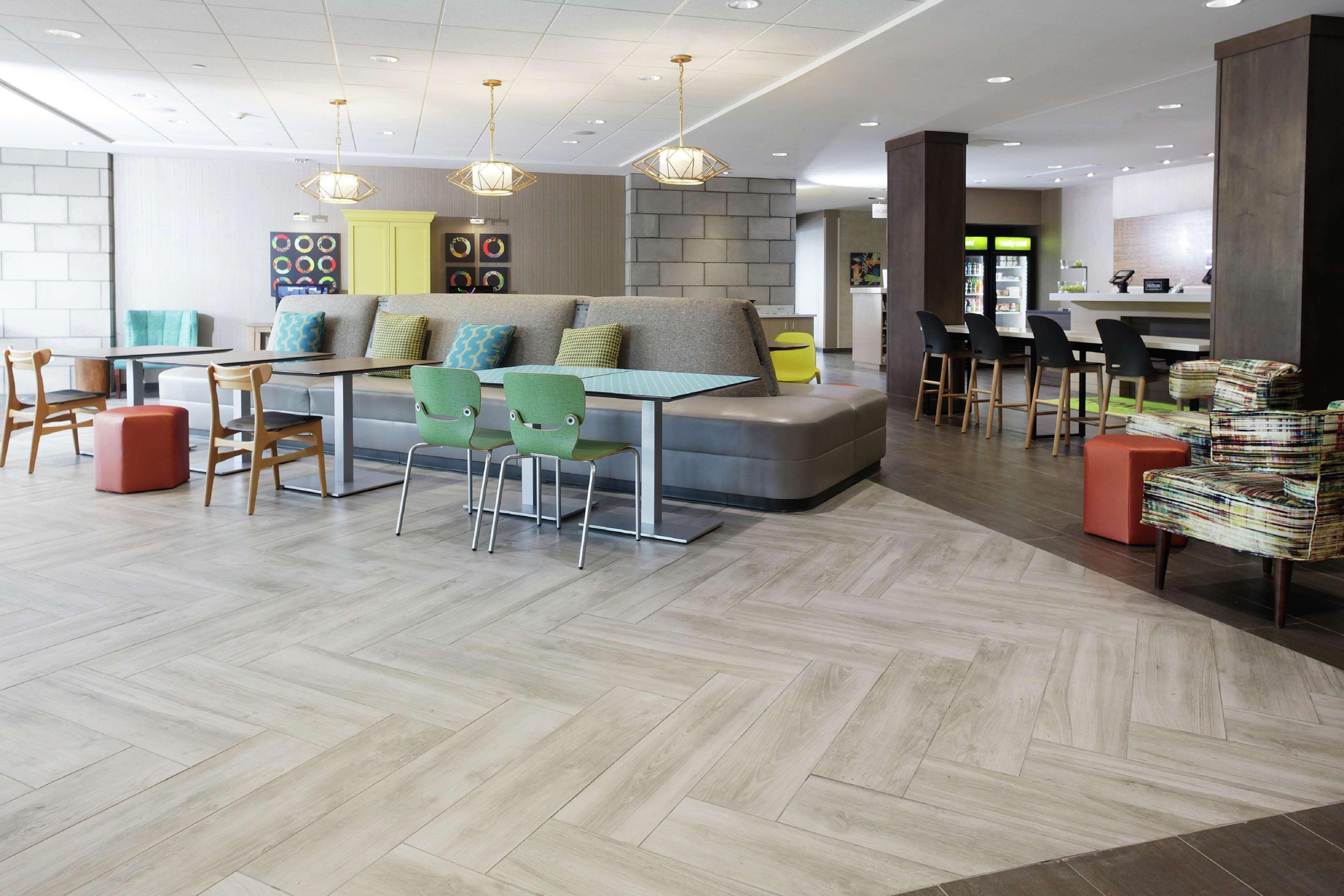 Home2 Suites By Hilton Louisville Airport Expo Center Buitenkant foto