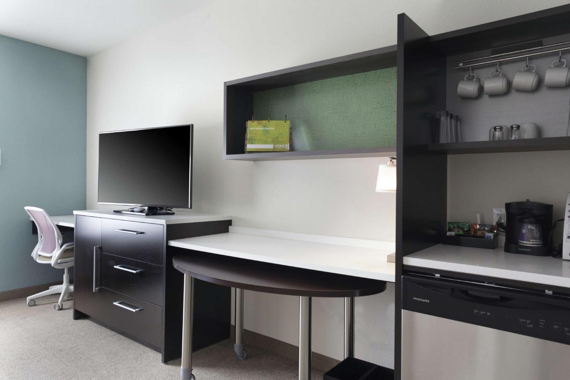 Home2 Suites By Hilton Louisville Airport Expo Center Buitenkant foto